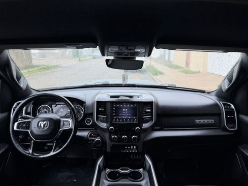 Used 2020 RAM 1500 Big Horn AWD/4WD image 33