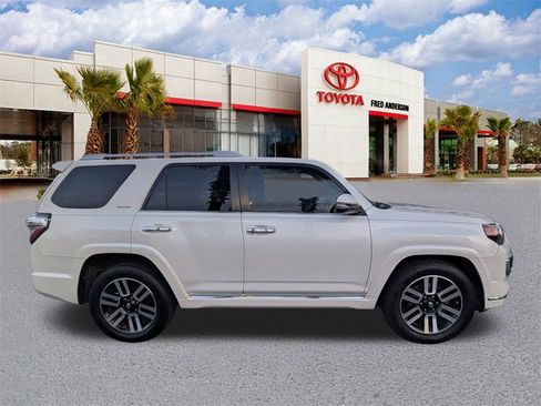 Used 2018 Toyota 4Runner Limited image 4