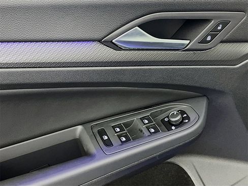 Used 2024 Volkswagen Golf R image 19