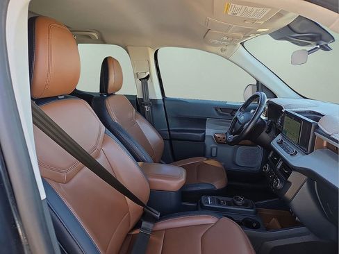 Used 2022 Ford Maverick Lariat w/ Equipment Group 500A Standard image 14