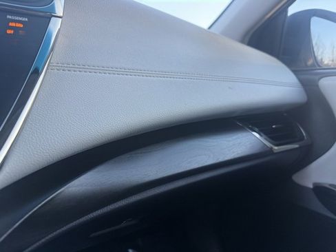 Used 2018 Toyota Avalon XLE Premium w/ All Weather Liner Package image 34