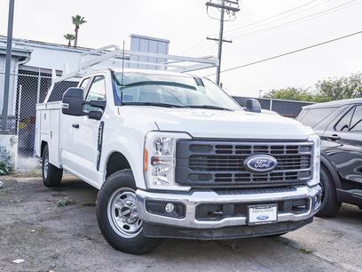 New 2023 Ford F250 XL w/ XL Chrome Package