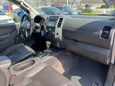 Used 2016 Nissan Frontier PRO-4X w/ Pro-4x Luxury Package image 15