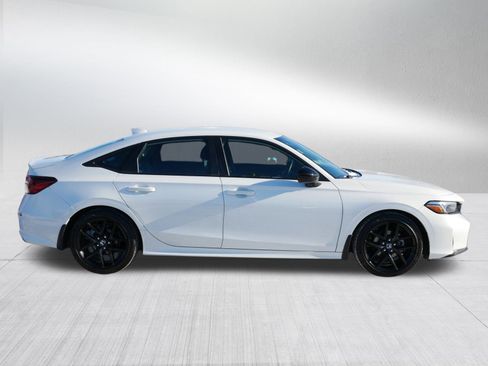 Used 2025 Honda Civic Sport image 8
