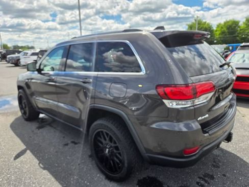 Used 2021 Jeep Grand Cherokee Laredo X AWD/4WD image 11