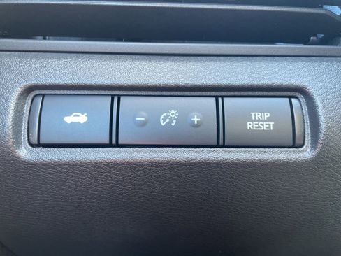 Used 2023 Nissan Altima 2.5 SR image 25