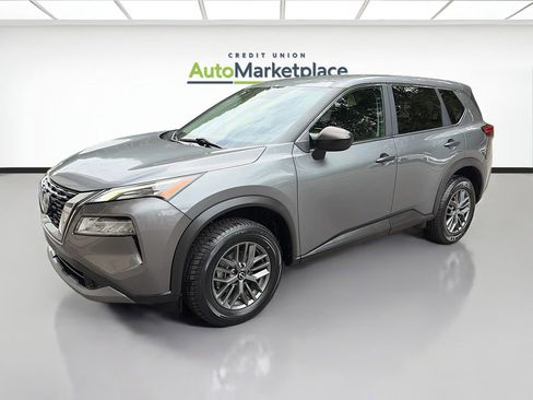 Used 2023 Nissan Rogue S FWD image 3
