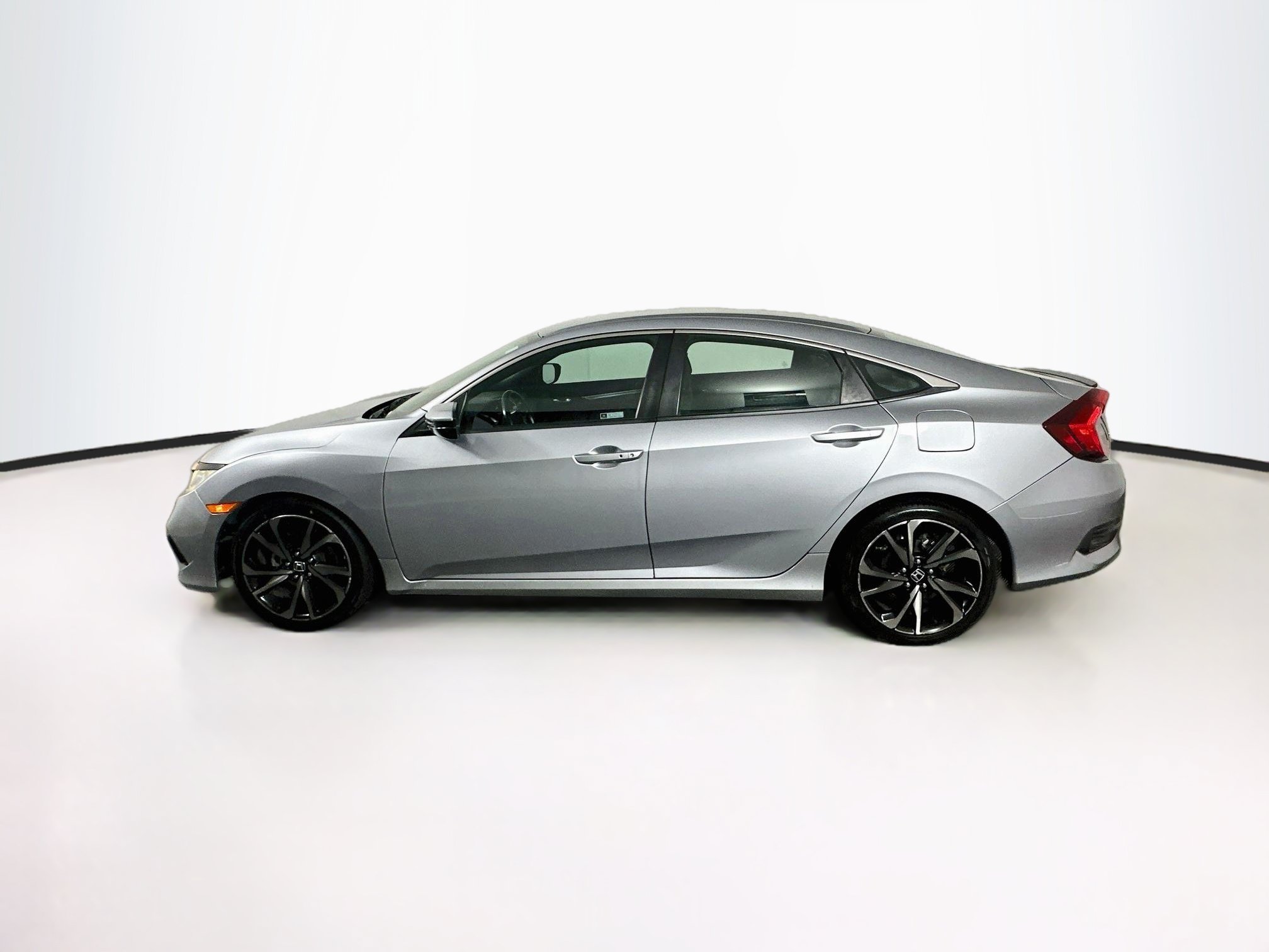 Used 2021 Honda Civic Sport image 4