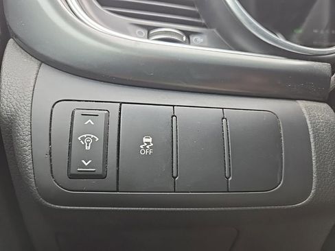 Used 2015 Kia Optima LX FWD image 19