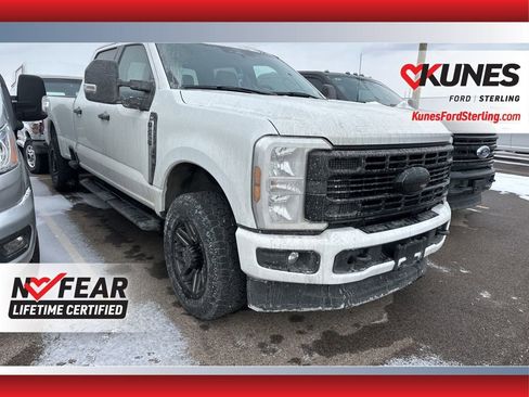 Used 2024 Ford F250 XLT image 1