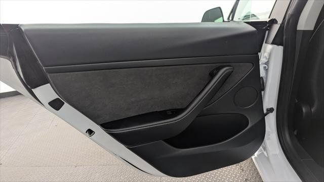 Used 2023 Tesla Model 3 Standard Range RWD image 14