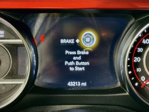 Used 2021 Jeep Wrangler Unlimited Rubicon AWD/4WD image 12