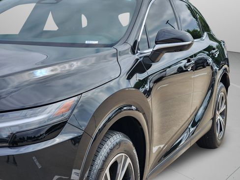 Certified 2025 Lexus RX 350 Premium w/ Accessory Package (Z1) FWD image 38