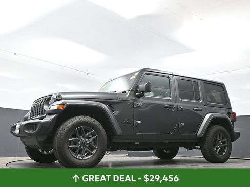 Used 2025 Jeep Wrangler Unlimited Sport AWD/4WD image 54