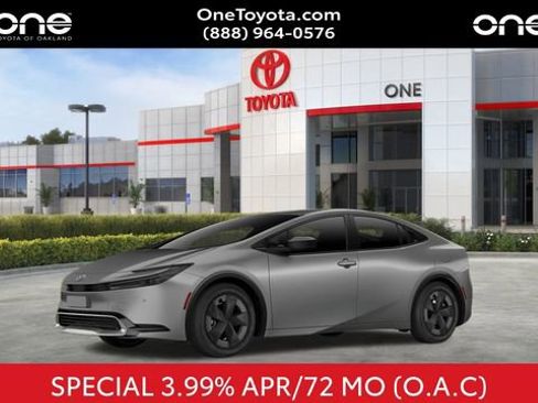 New 2026 Toyota Prius Plug-In Hybrid image 31