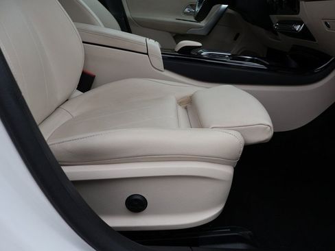 Used 2022 Mercedes-Benz A 220 4MATIC image 12