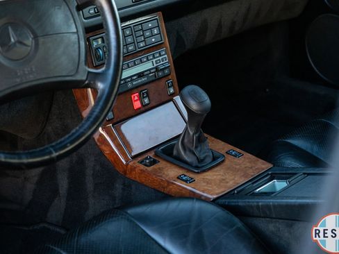Used 1990 Mercedes-Benz 300 SL image 38
