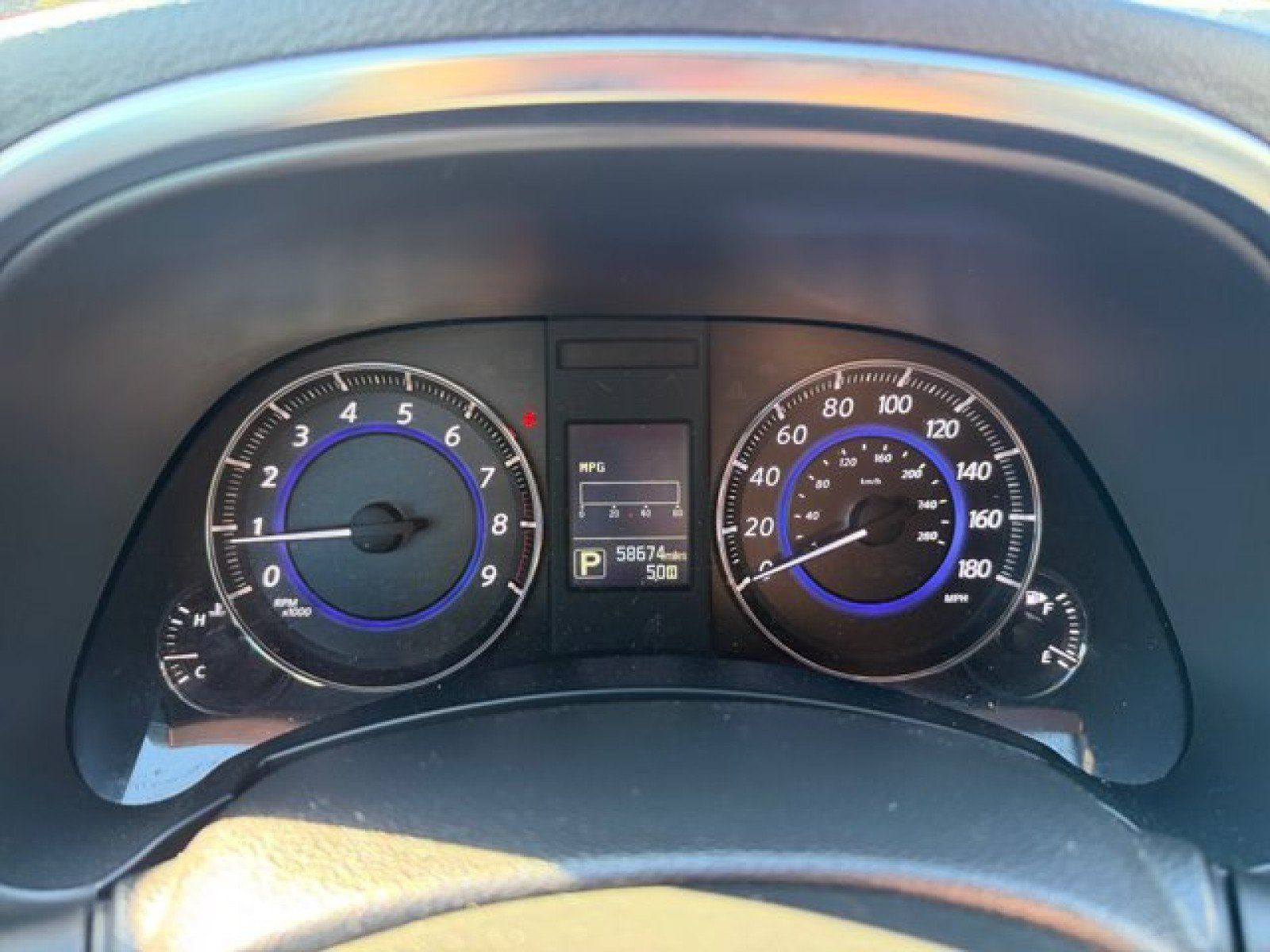 Used 2017 INFINITI QX70 AWD w/ Premium Package image 24