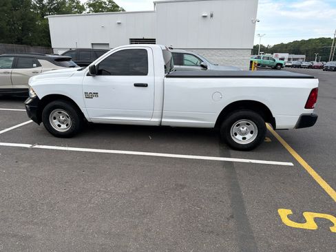 Used 2019 RAM 1500 Tradesman RWD image 5