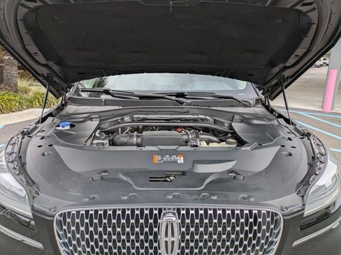 Used 2020 Lincoln Aviator Reserve w/ Equipment Group 201A image 27