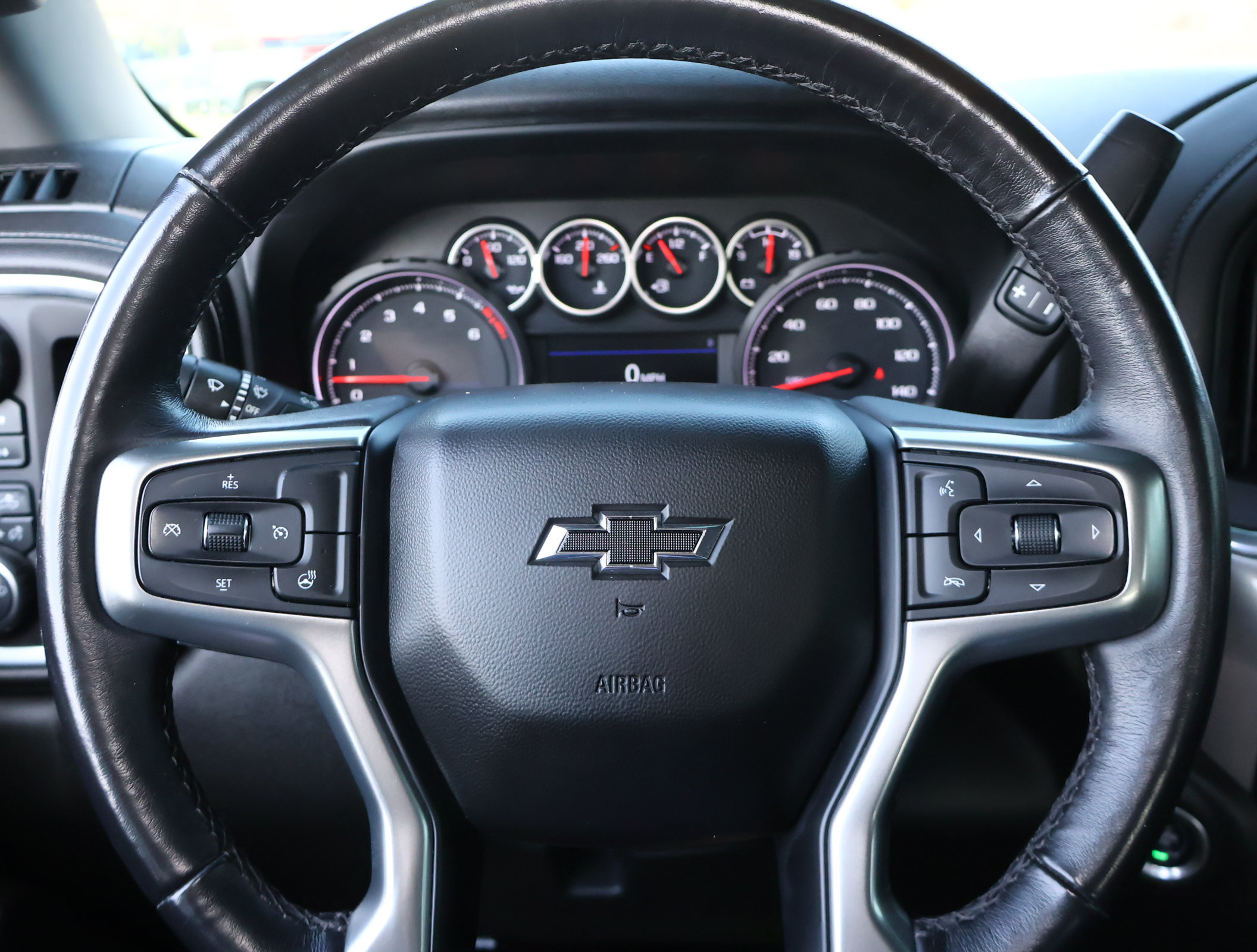 Used 2022 Chevrolet Silverado 1500 RST w/ Z71 Off-Road Package AWD/4WD image 13
