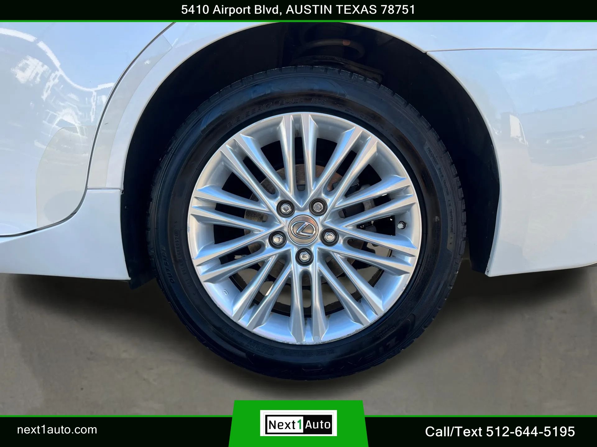 Used 2015 Lexus ES 350 w/ Luxury Package FWD image 41