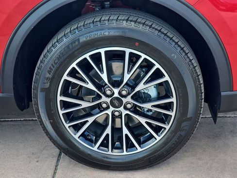 New 2025 Ford Escape SE image 40