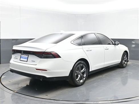 Used 2023 Honda Accord EX-L image 10