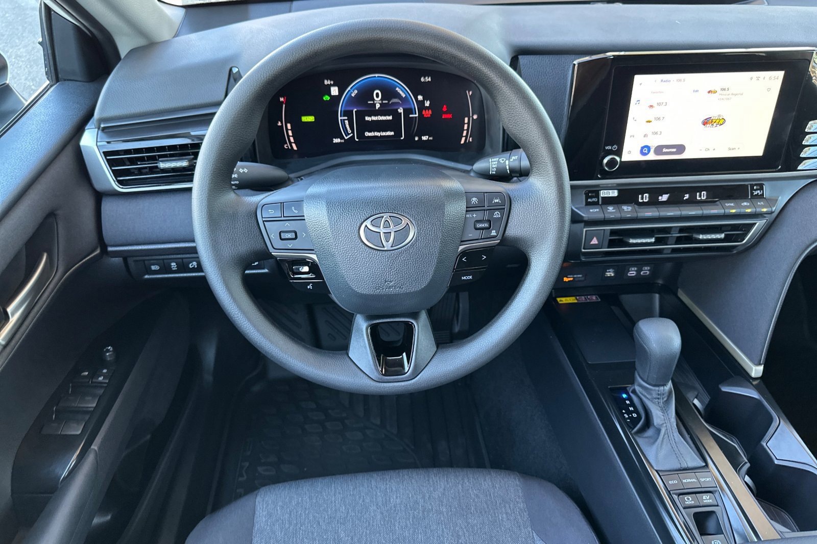 Used 2026 Toyota Camry LE w/ Convenience Package FWD image 15