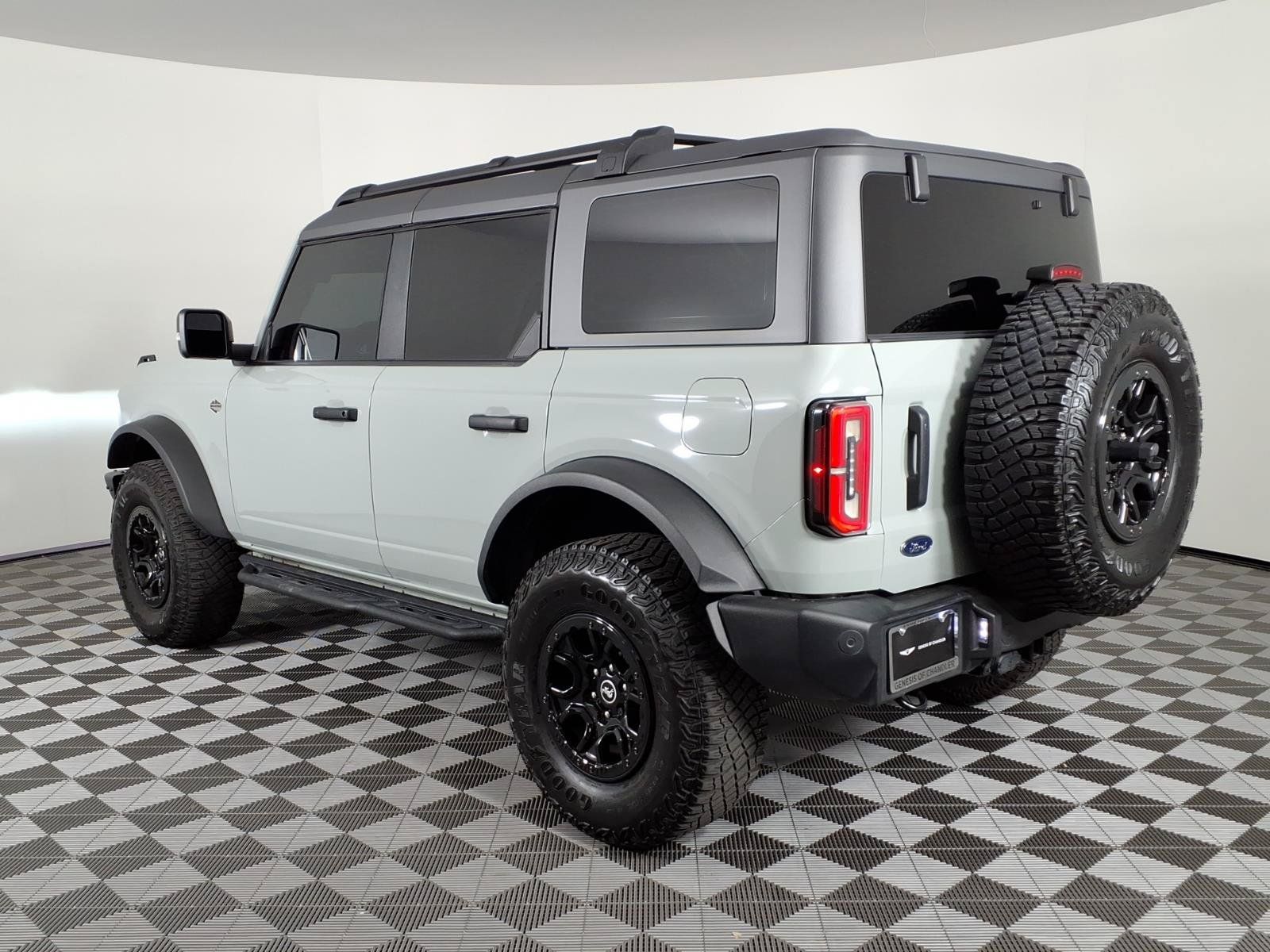 Used 2023 Ford Bronco Wildtrak AWD/4WD image 3