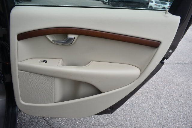 Used 2010 Volvo XC70 3.2 AWD/4WD image 37