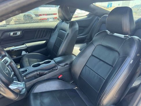 Used 2022 Ford Mustang Premium RWD image 2