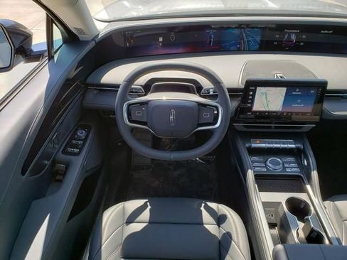 New 2026 Lincoln Nautilus Premier w/ Jet Appearance Package AWD/4WD image 17