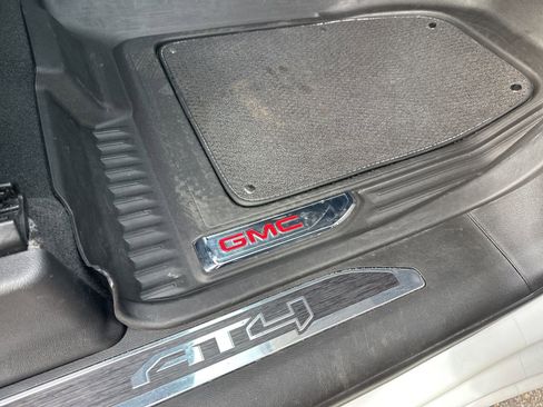 Used 2023 GMC Sierra 1500 AT4 w/ AT4 Premium Package image 43