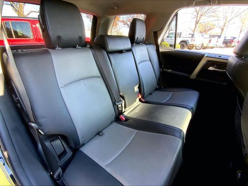 Used 2024 Toyota 4Runner SR5 Premium image 19