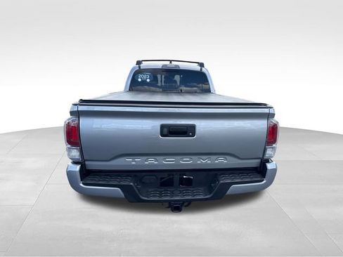 Used 2023 Toyota Tacoma TRD Sport AWD/4WD image 4