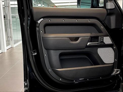 Used 2024 Land Rover Defender 130 Outbound image 20