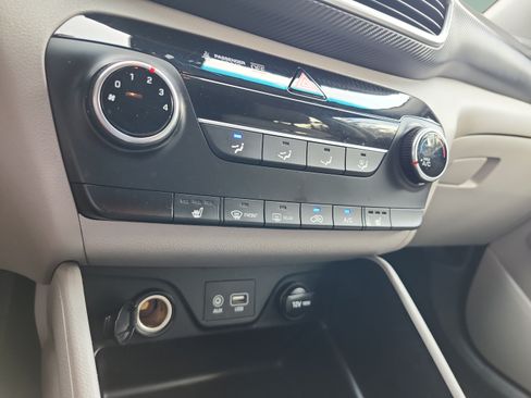 Used 2019 Hyundai Tucson Value AWD/4WD image 26