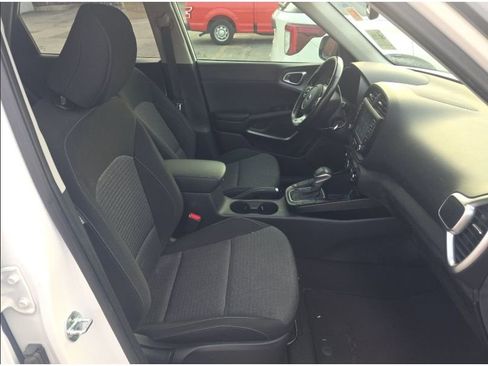 Used 2020 Kia Soul GT-Line image 14