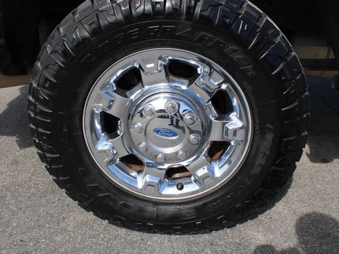 Used 2016 Ford F250 Lariat w/ Chrome Package image 20