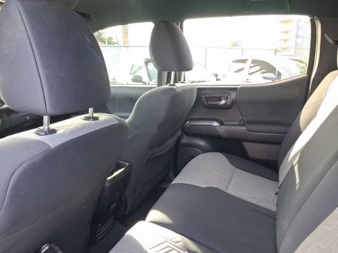 Used 2023 Toyota Tacoma TRD Sport RWD image 5