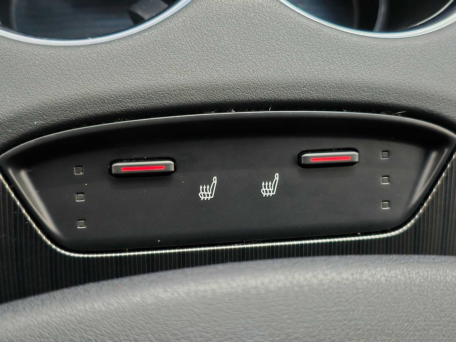 Certified 2023 Toyota Venza Nightshade AWD/4WD image 18