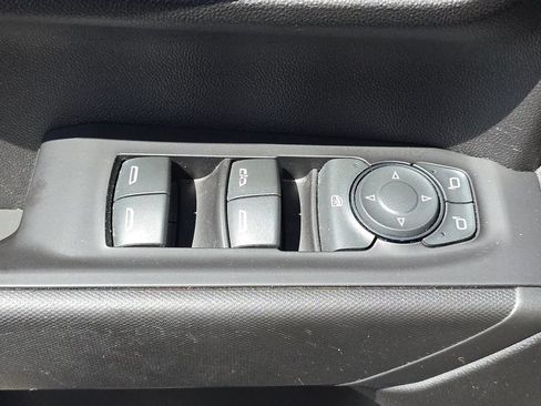 Used 2019 Chevrolet Silverado 1500 Custom w/ Infotainment Package RWD image 21