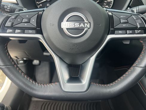 Certified 2024 Nissan Altima 2.5 SR w/ SR Premium Package FWD image 11