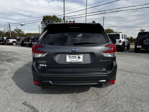 Used 2024 Subaru Forester Limited image 5