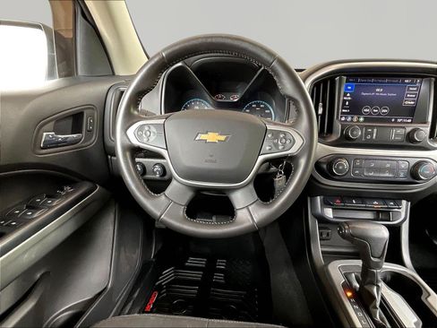 Used 2020 Chevrolet Colorado LT w/ Colorado RST Special Edition AWD/4WD image 9