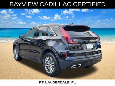 Certified 2025 Cadillac XT4 Premium Luxury FWD image 4