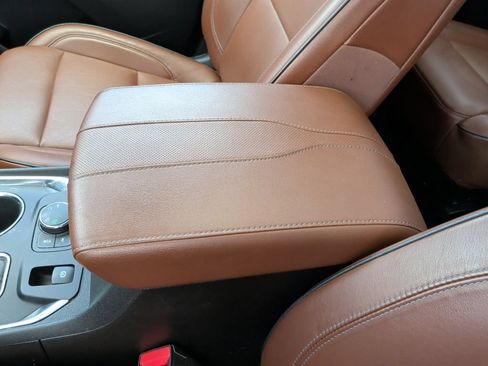 Used 2021 Chevrolet Traverse High Country w/ LPO, Floor Liner Package AWD/4WD image 34