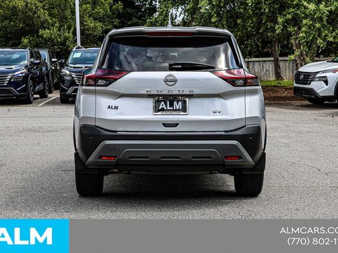 Used 2023 Nissan Rogue SV FWD image 13