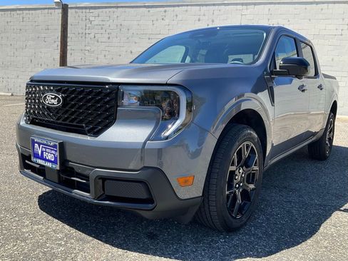 New 2025 Ford Maverick Lariat w/ Black Appearance Package image 58